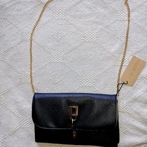 STEVE MADDEN Black Clutch/Crossbody Turn Lock Closure | NWT